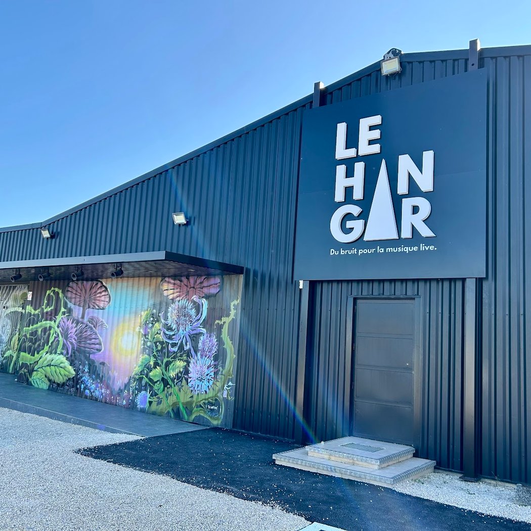 LE HANGAR 3